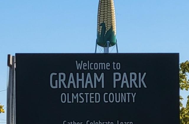 Graham Park entrance sign