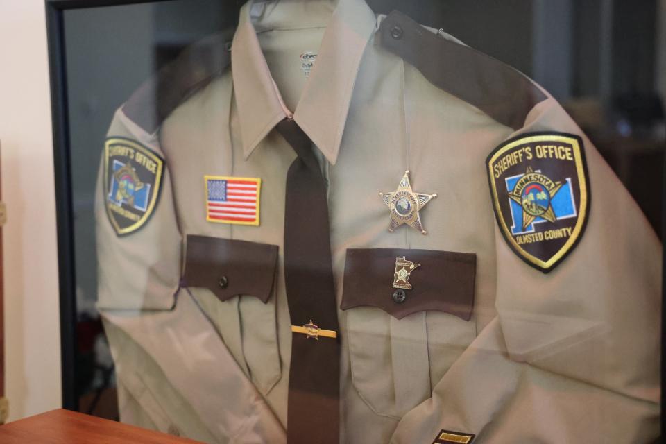 Detention Deputy Mark Anderson Uniform Display