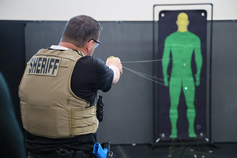 Deputy using taser during training