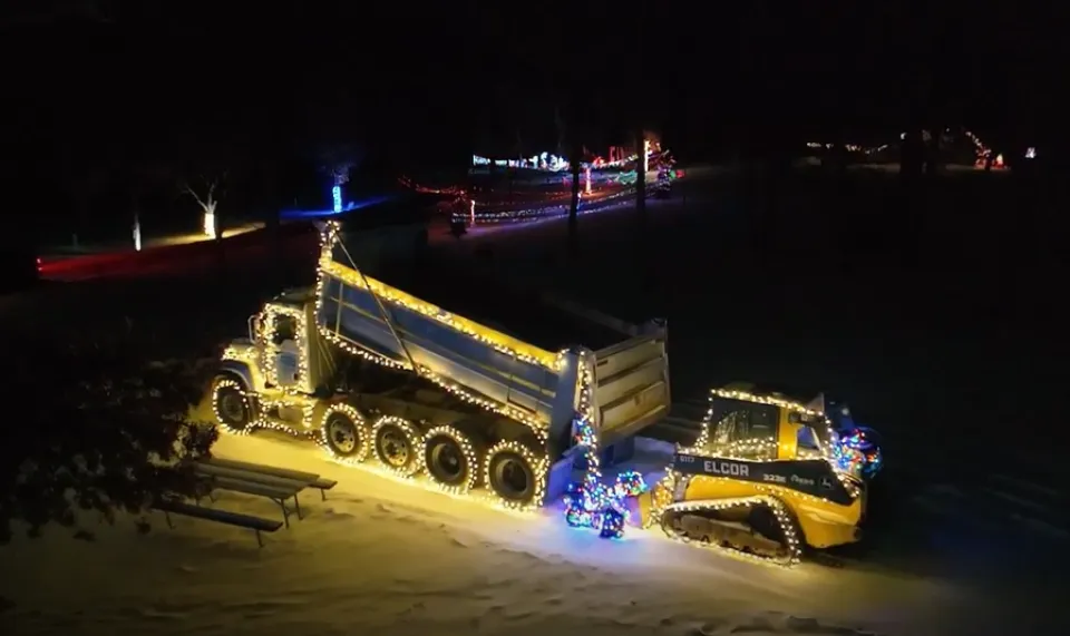 First Chester Woods E.L.F. event brings holiday cheer and community support