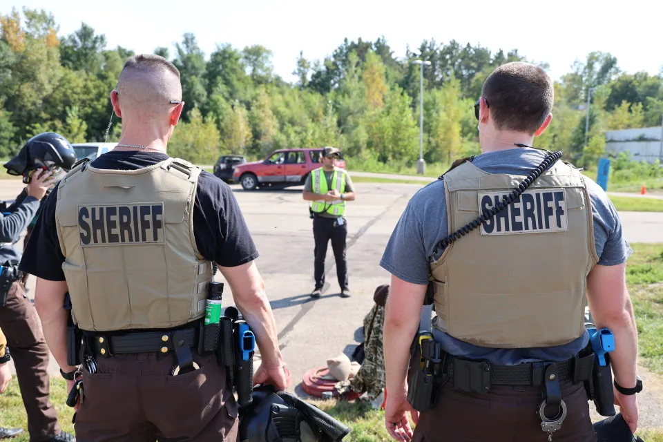 Sheriff's Office members training outiside