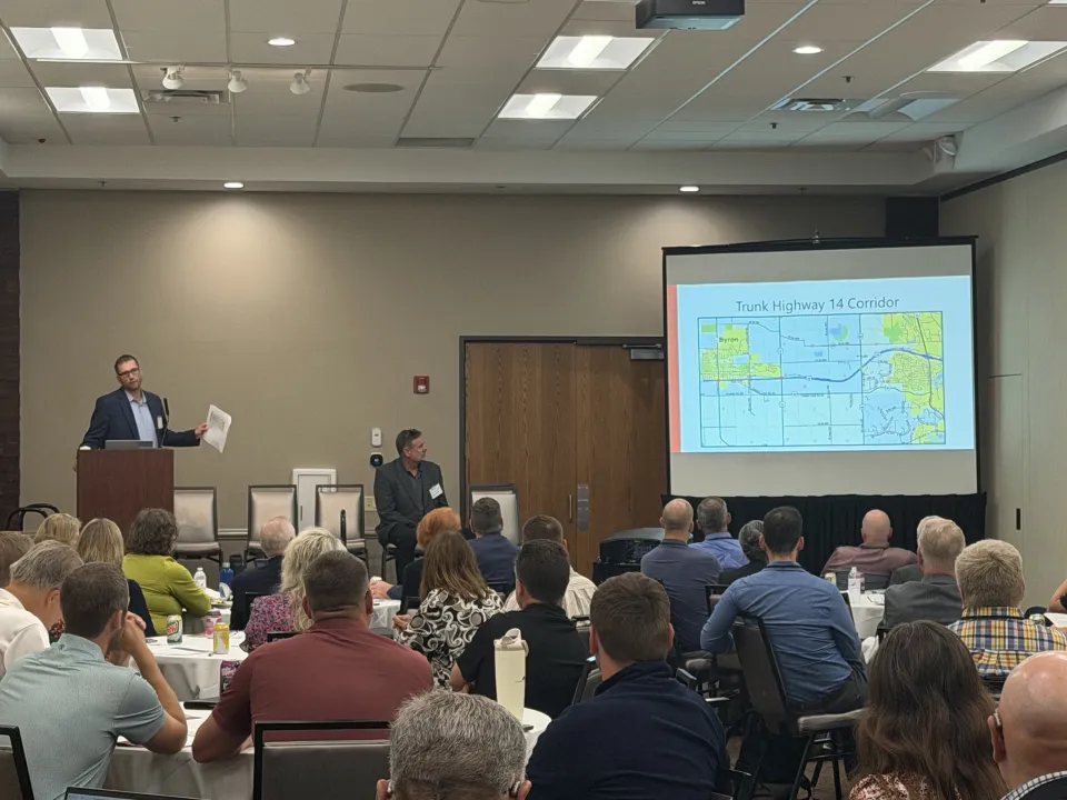 Ben Johnson speaking to crowd at transportation meeting