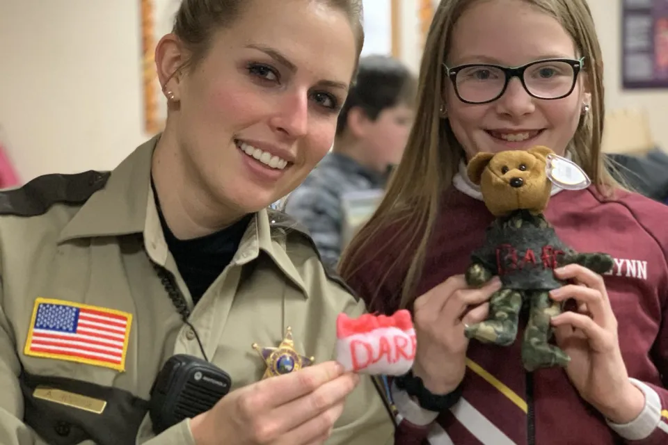 Deputy Torkelson Teaching DARE in Stewartville