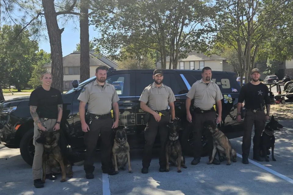 Group Photo of Sheriff's Office K9 Team at Nationals