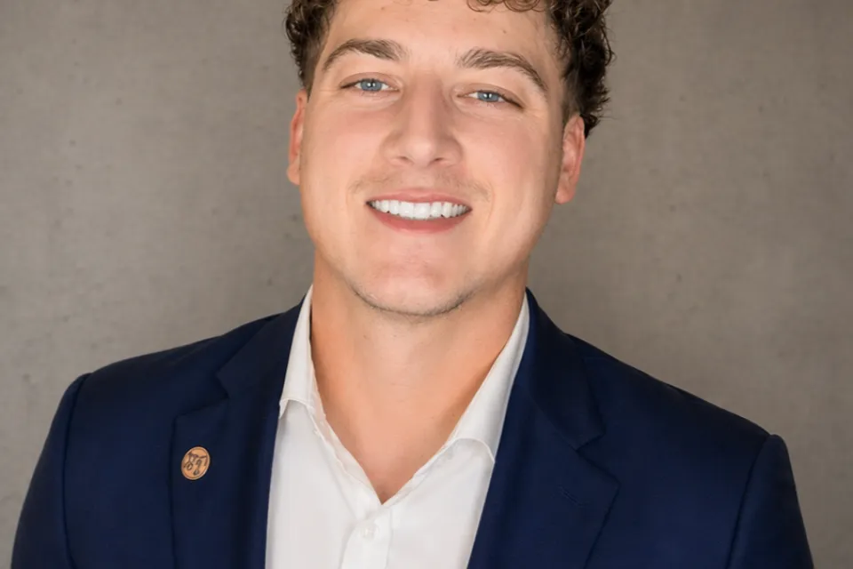 Michael Swanson headshot