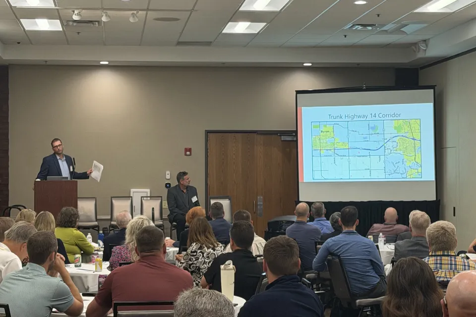 Ben Johnson speaking to crowd at transportation meeting